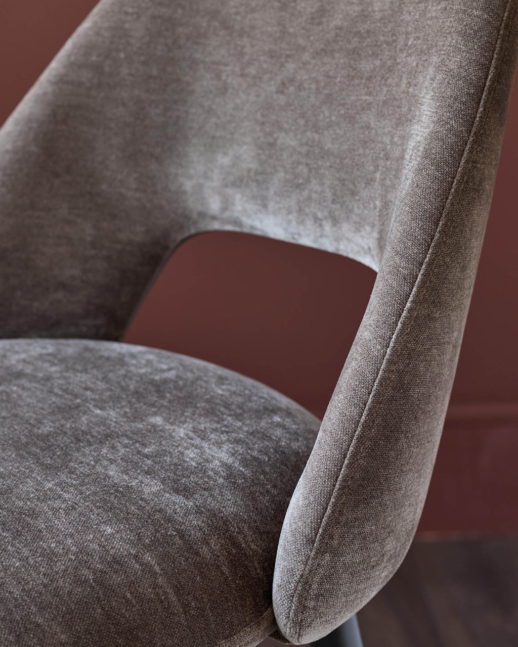 Tabouret de bar Lottie en tissu moka