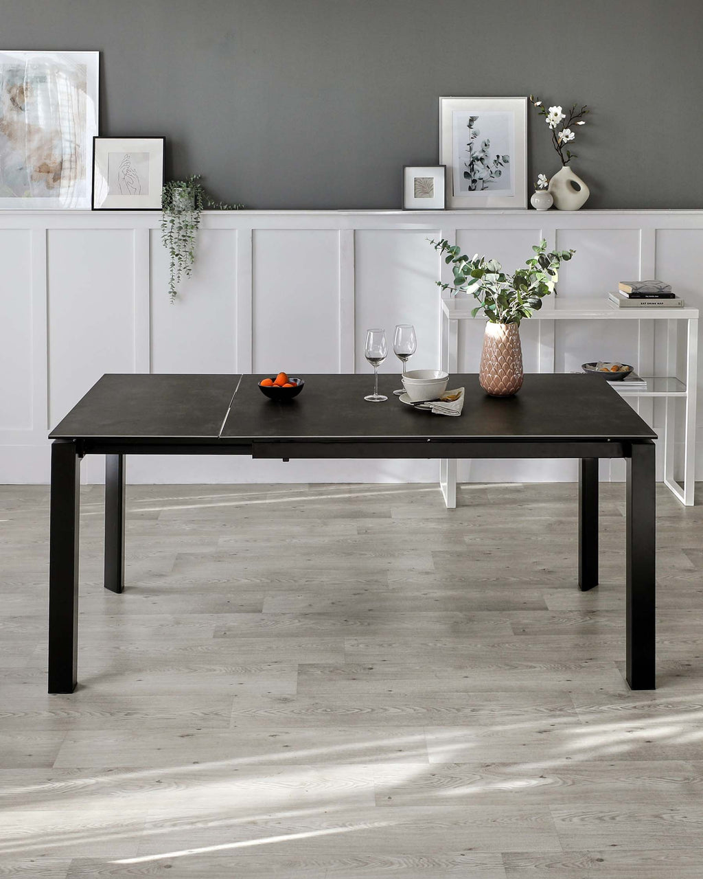 Table de salle à manger extensible Louis en céramique gris foncé, 6 à 8 places