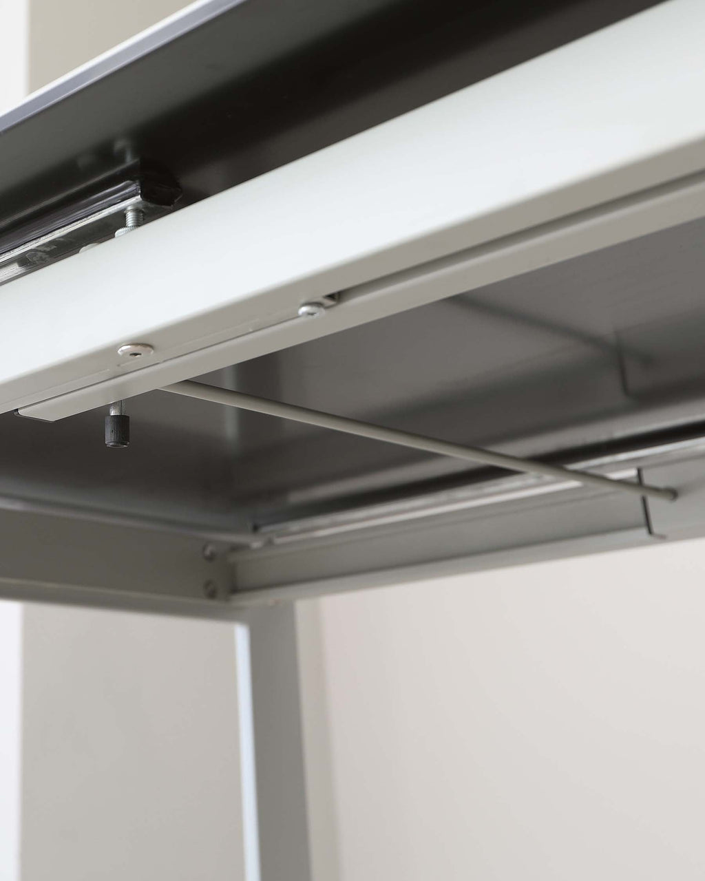 Table de salle à manger extensible Louis en céramique gris clair, 6 à 8 places