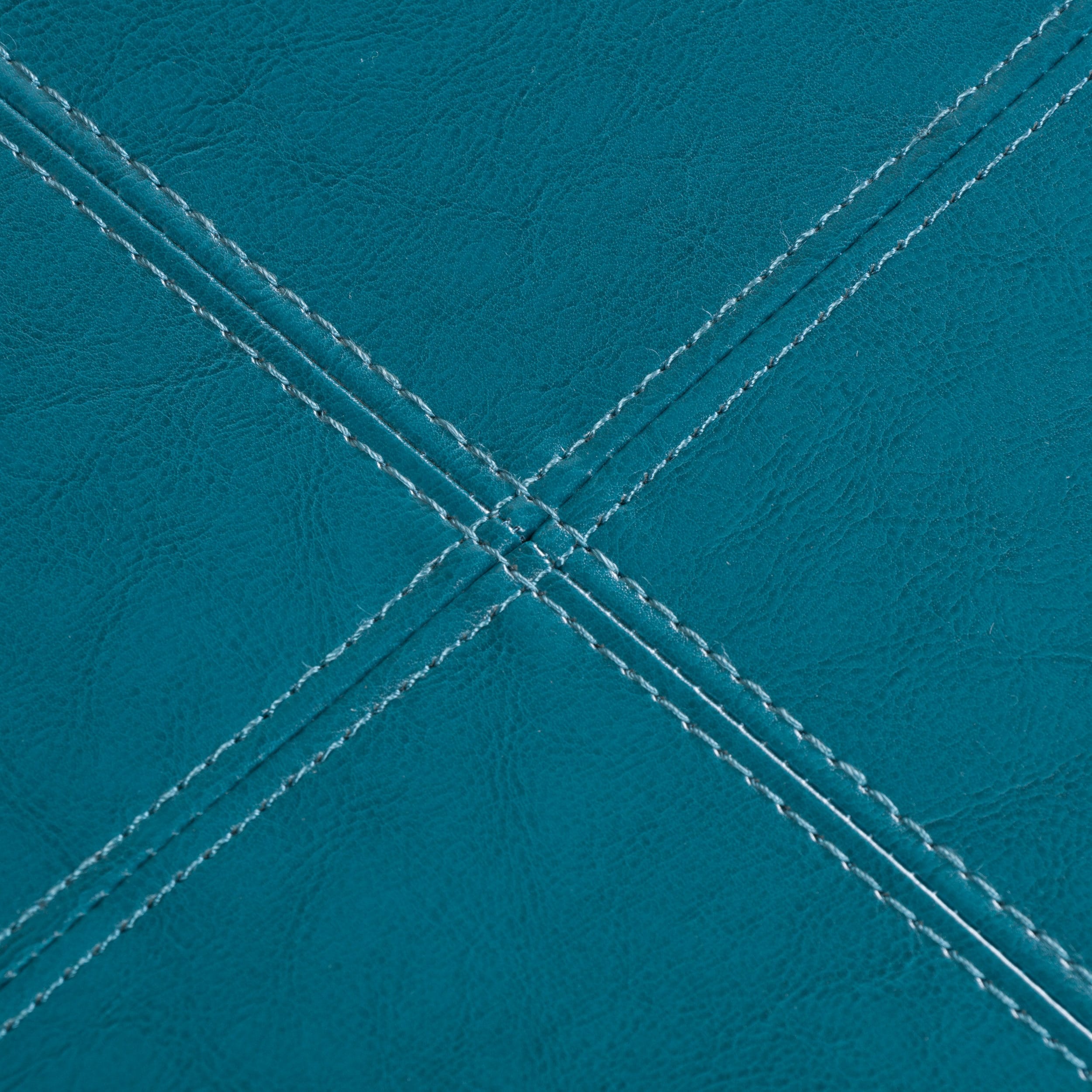 Banc de rangement en similicuir Lucinda par Christopher Knight Home - 51,25 L x 17,50 l x 16,25 H