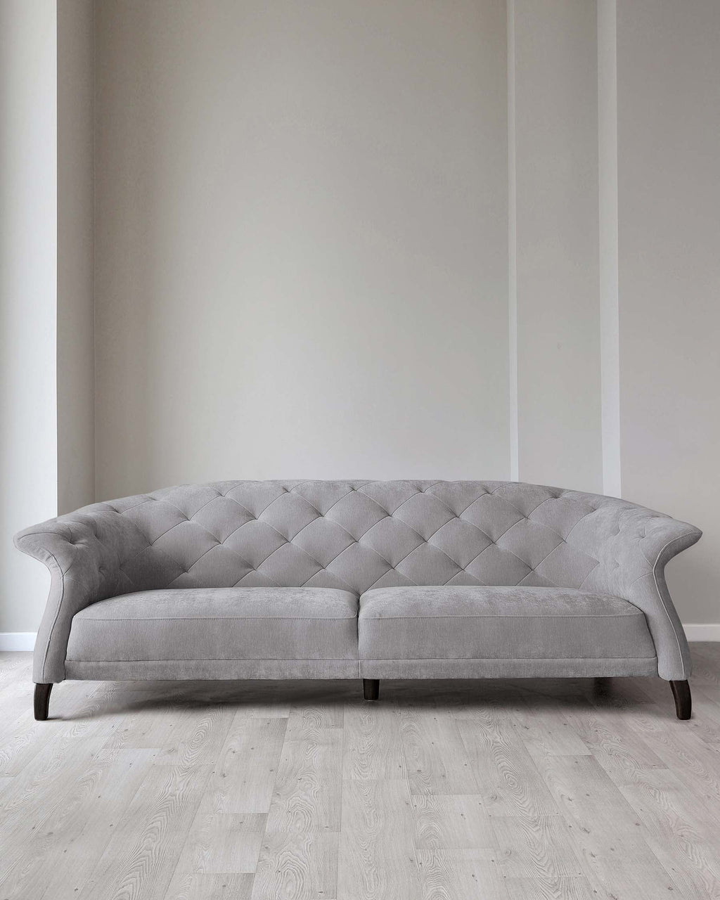 Canapé Chesterfield 3 places moderne et luxueux en tissu gris moyen