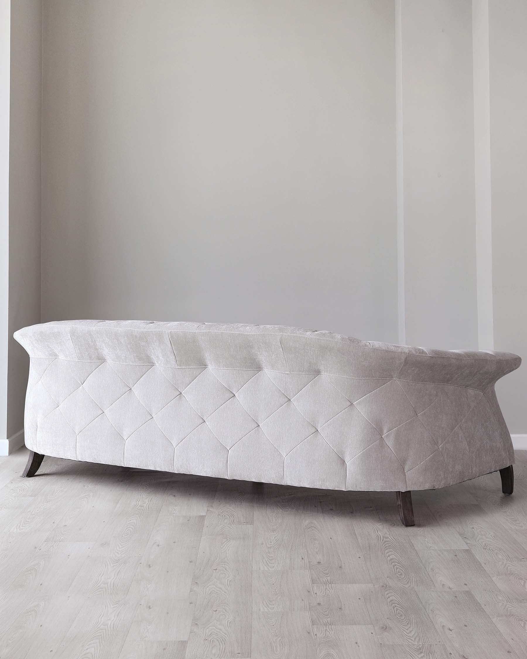 Canapé Chesterfield 3 places Luxe en tissu gris clair