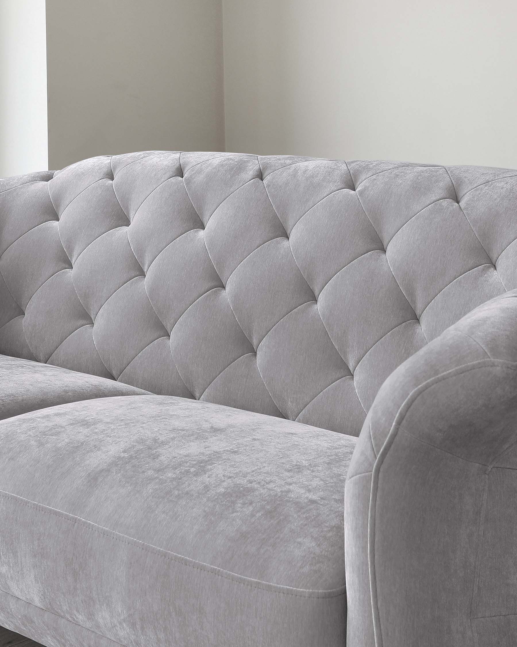 Canapé Chesterfield 3 places moderne et luxueux en tissu gris moyen