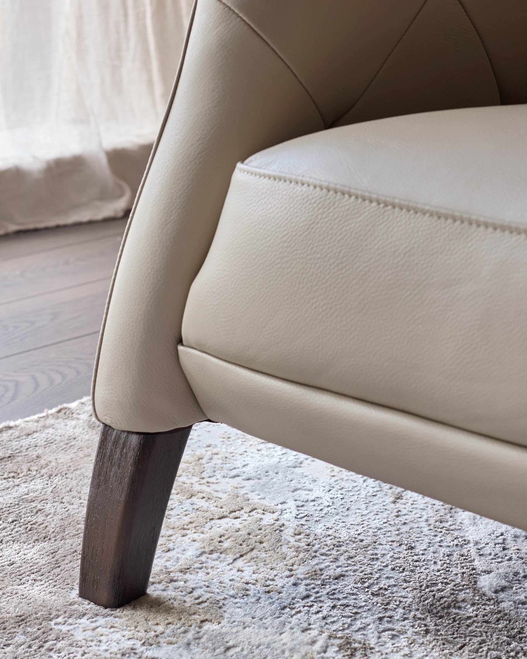 Fauteuil de luxe en cuir naturel