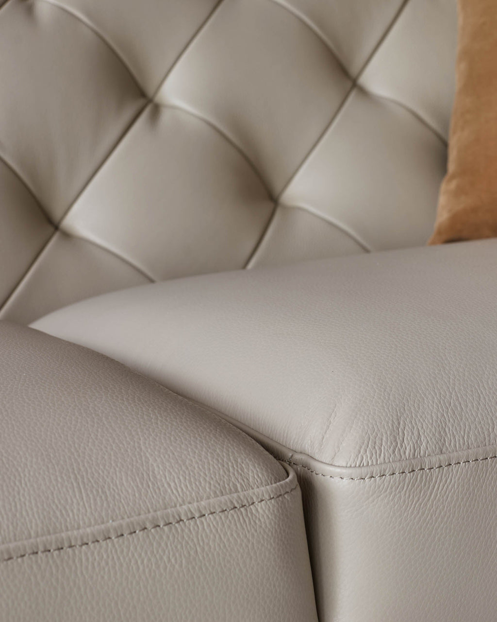 Canapé 2 places en cuir naturel de luxe