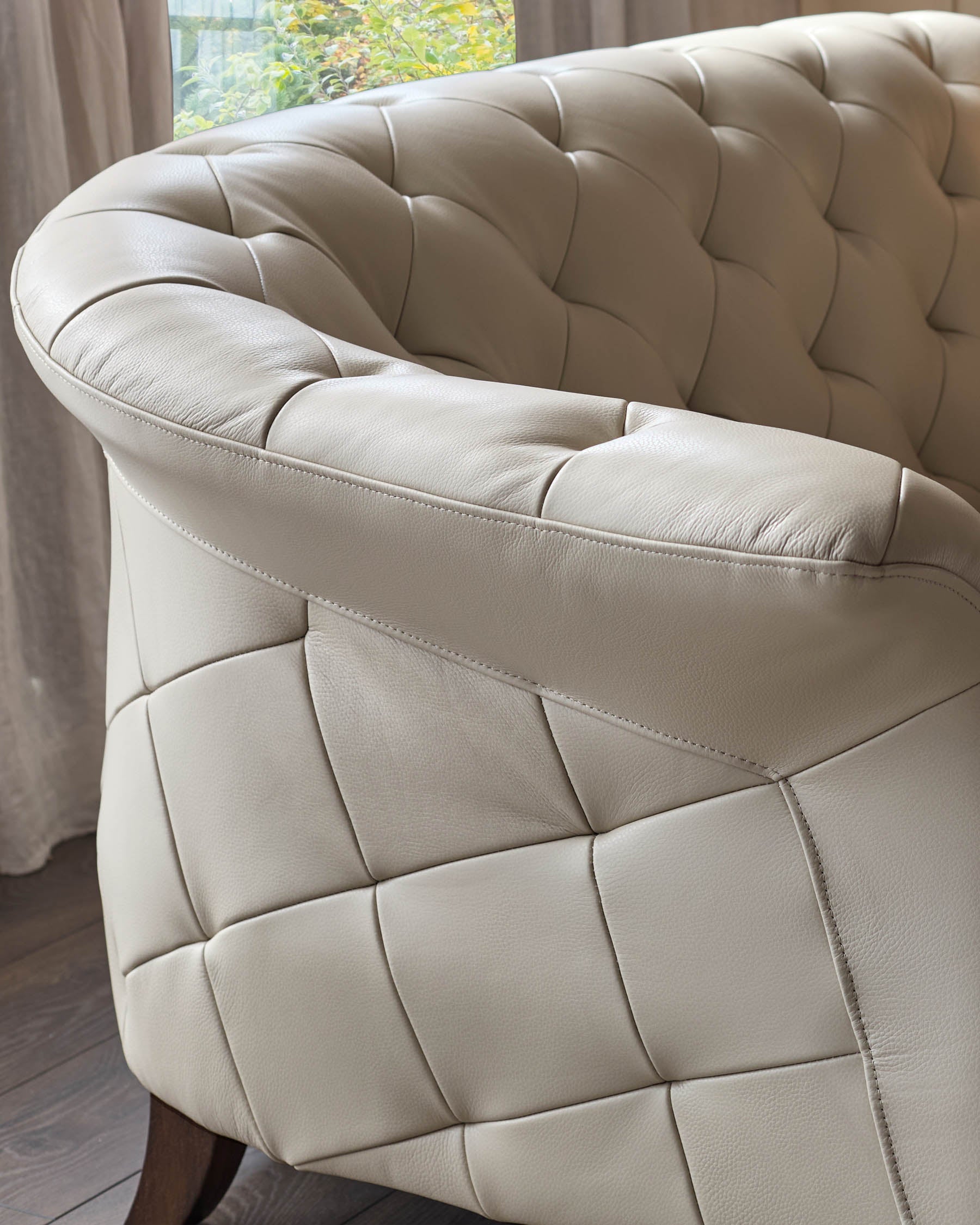Fauteuil de luxe en cuir naturel