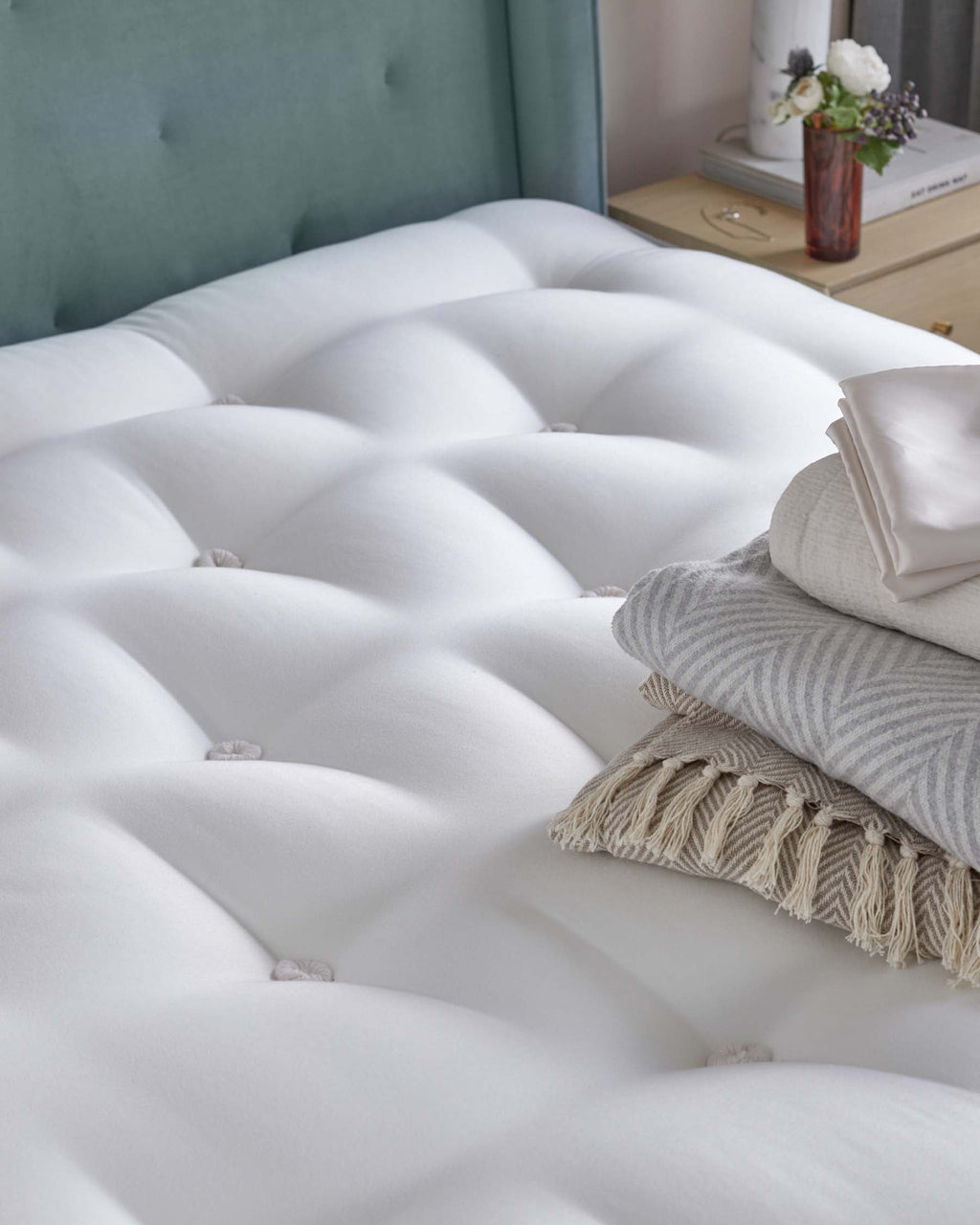 Matelas Luxury Comfort 4500 ressorts ensachés ferme Super King