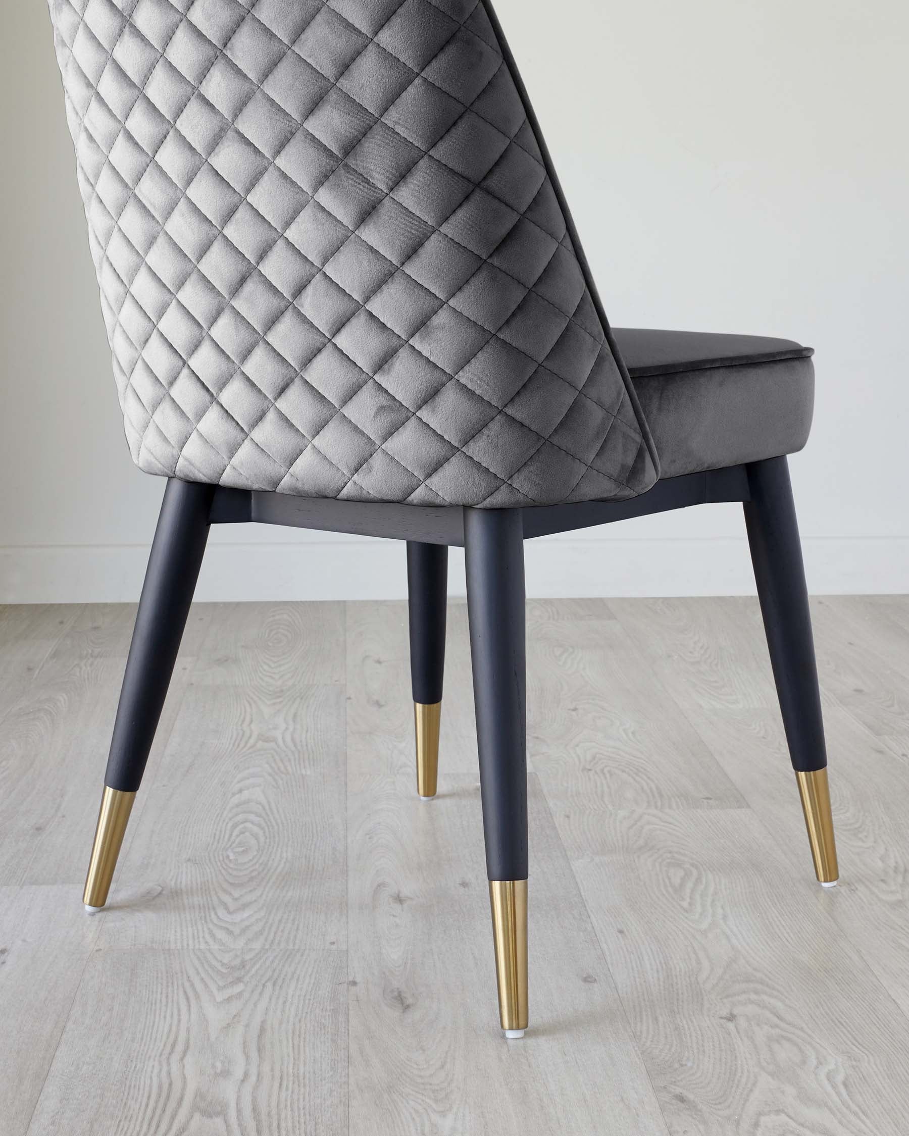 Chaise de salle à manger Mae en velours gris foncé