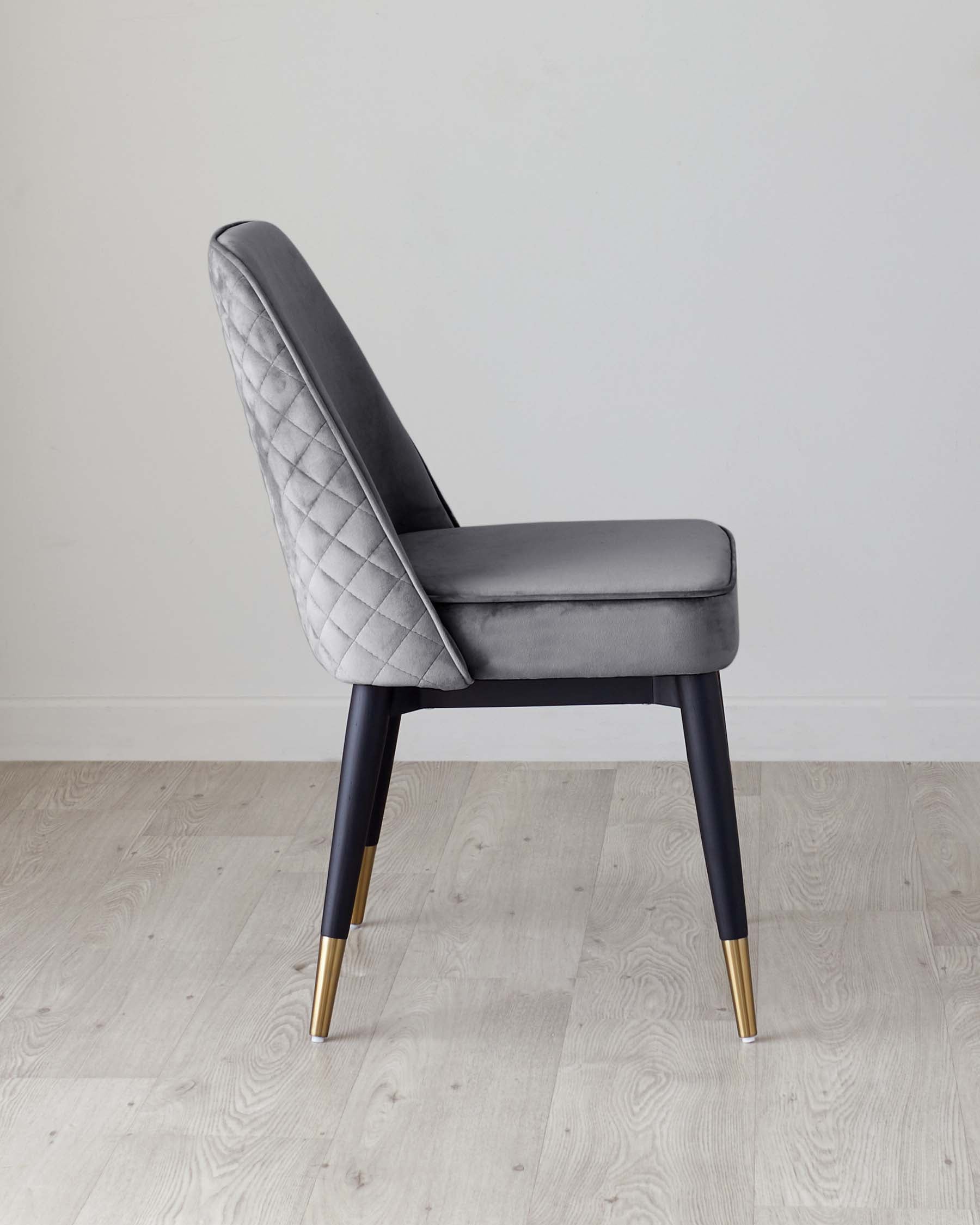 Chaise de salle à manger Mae en velours gris foncé
