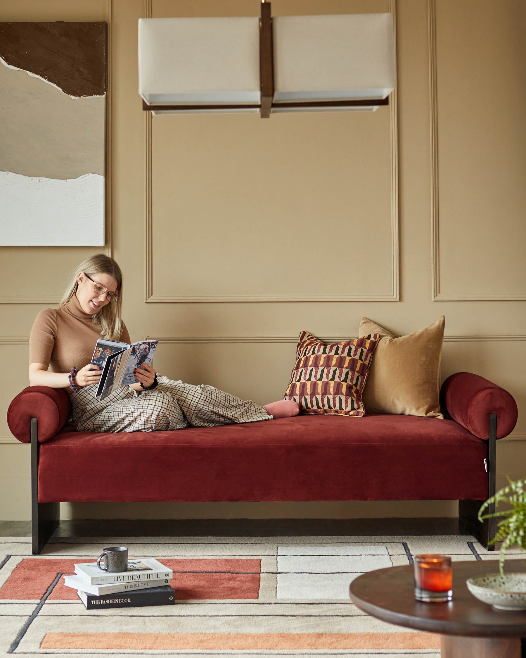 Banquette de jour Maeve en velours rouge caramel