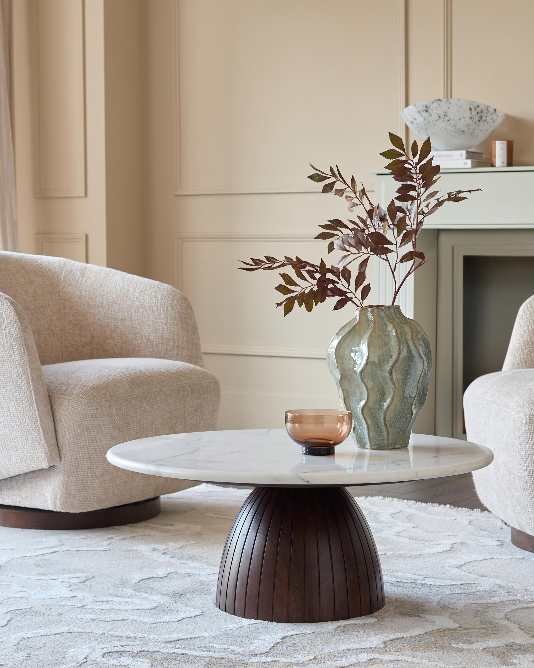 Table basse Malin en marbre blanc et bois foncé