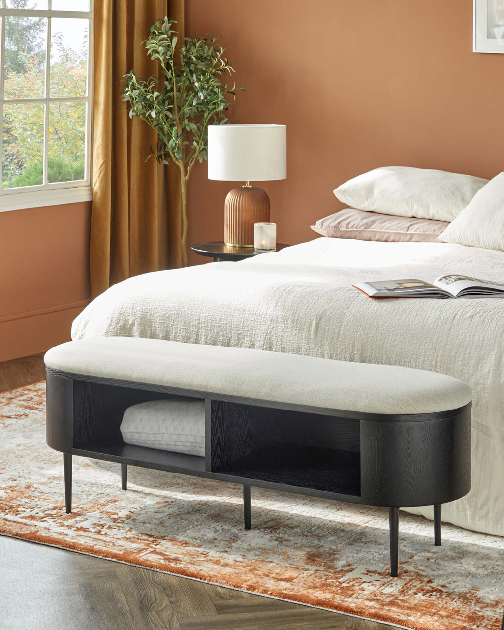 Banc Manhattan en tissu bicolore ivoire