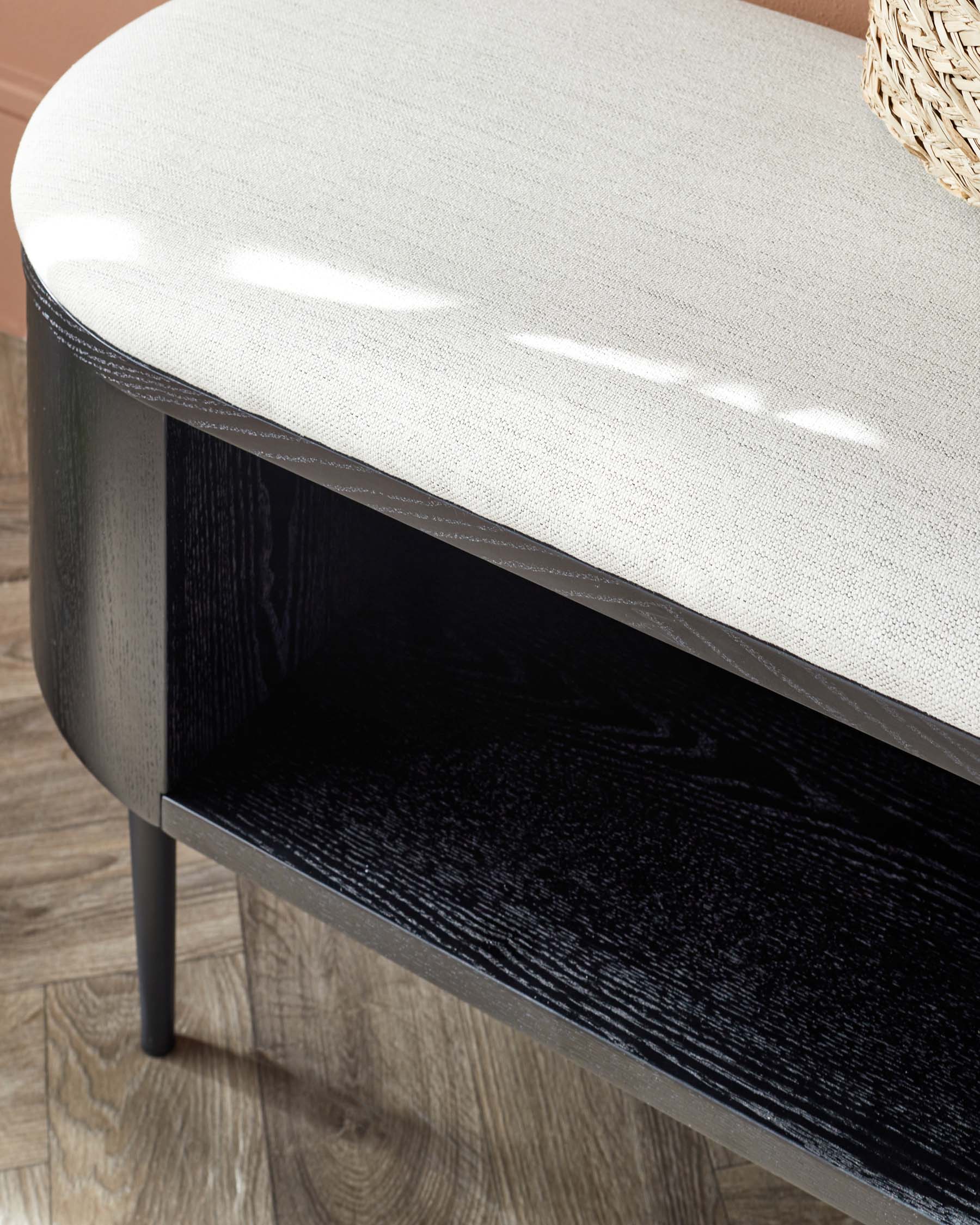 Banc Manhattan en tissu bicolore ivoire