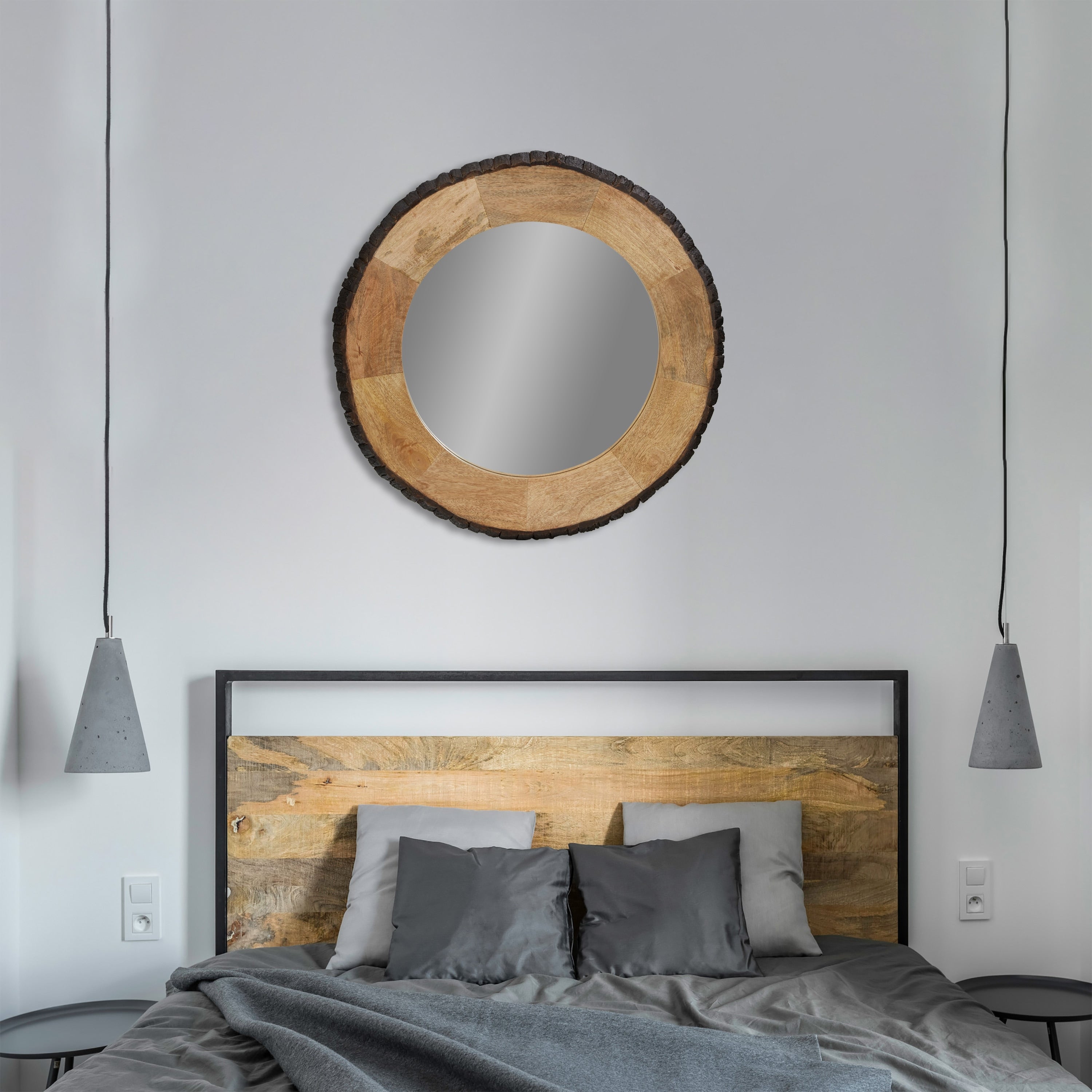 Miroir mural rond en bois Meredith, finition Live Edge, par River of Goods - 30,5 x 1 x 30,5