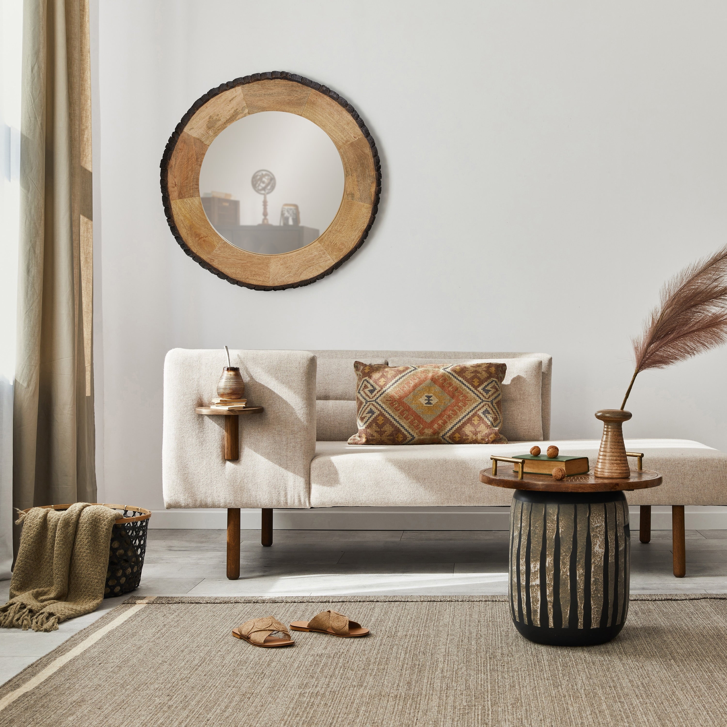 Miroir mural rond en bois Meredith, finition Live Edge, par River of Goods - 30,5 x 1 x 30,5