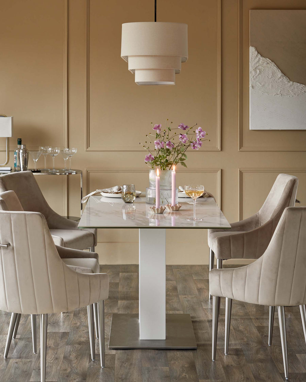 Table à manger 6 places Mia en céramique marbrée blanche