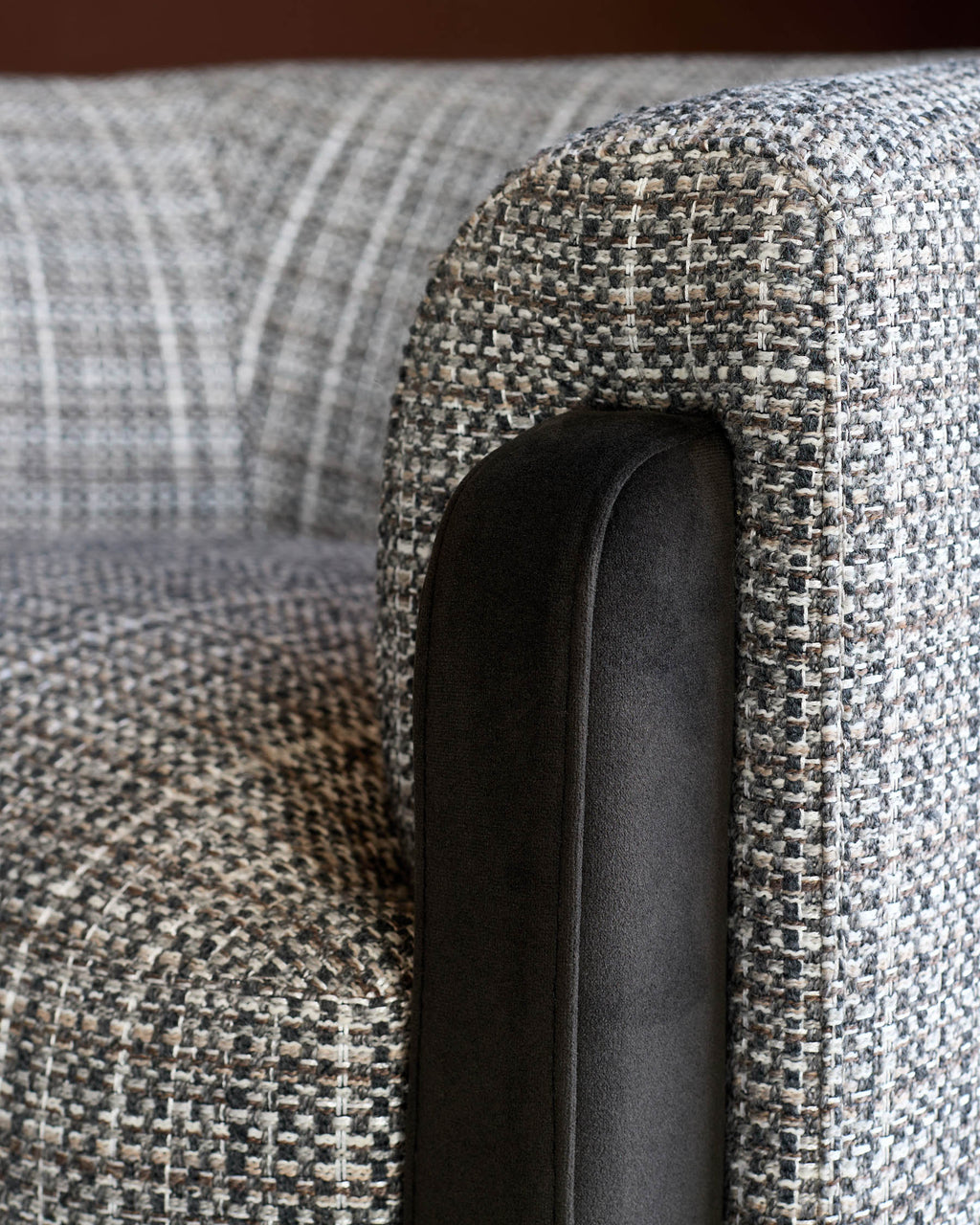 Fauteuil d'appoint Miles moka en matériaux mixtes