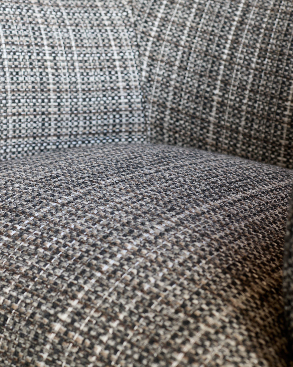 Fauteuil d'appoint Miles moka en matériaux mixtes