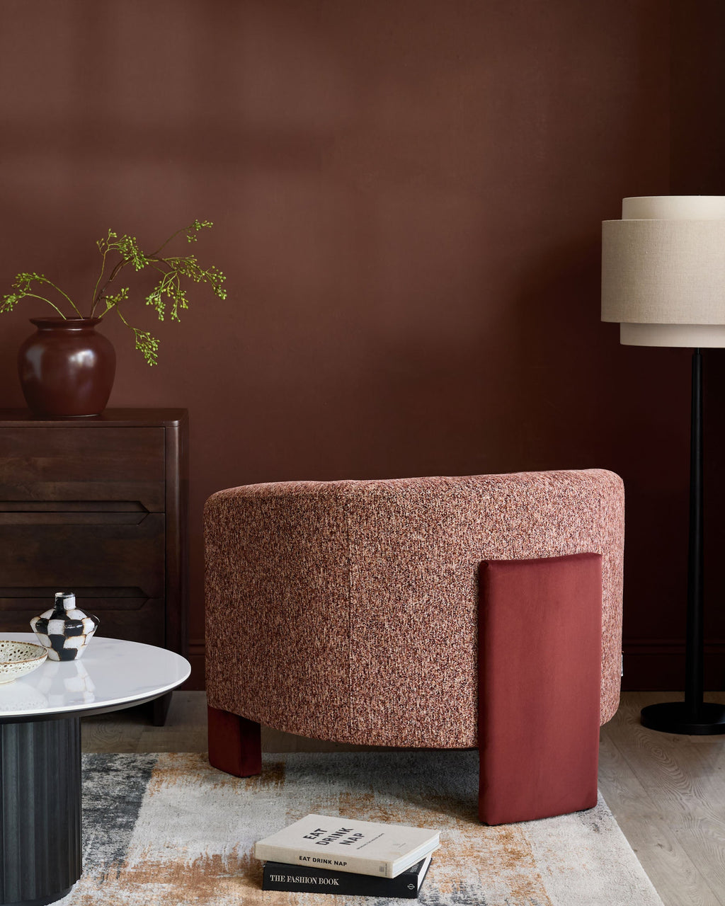 Fauteuil d'appoint Miles rouge caramel en matériau mixte