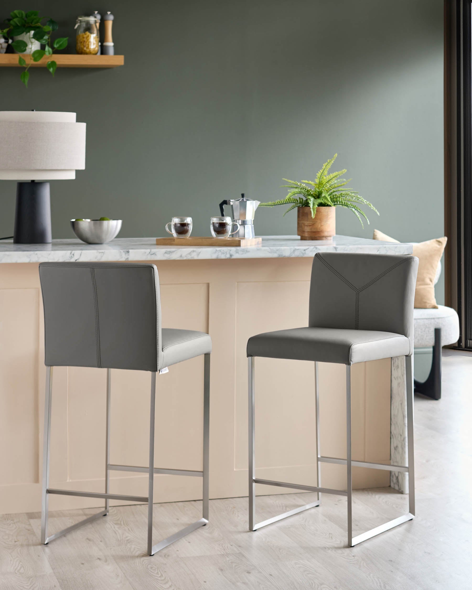 Tabouret de bar Monti en cuir gris foncé