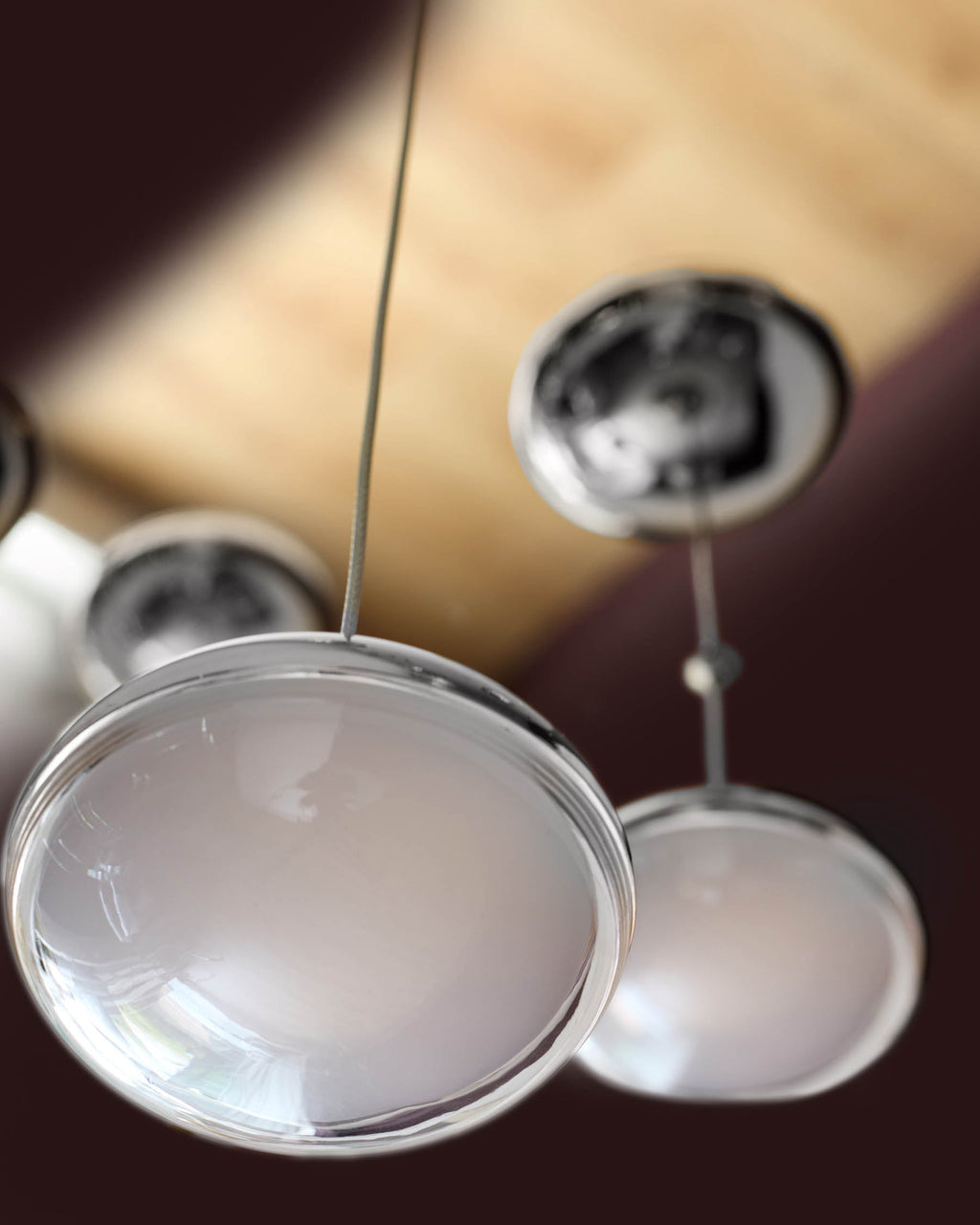 Suspension Nina argentée chromée avec LED transparente brillante et réglable à 7 points