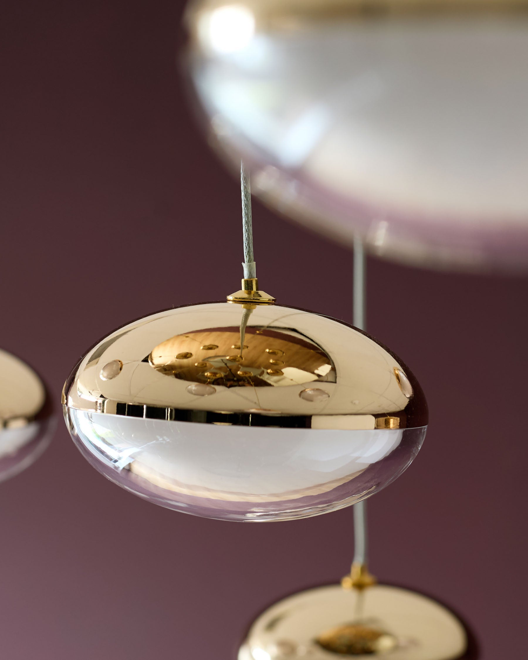 Pendentif Nina en or doux avec verre transparent et LED réglable à 10 niveaux