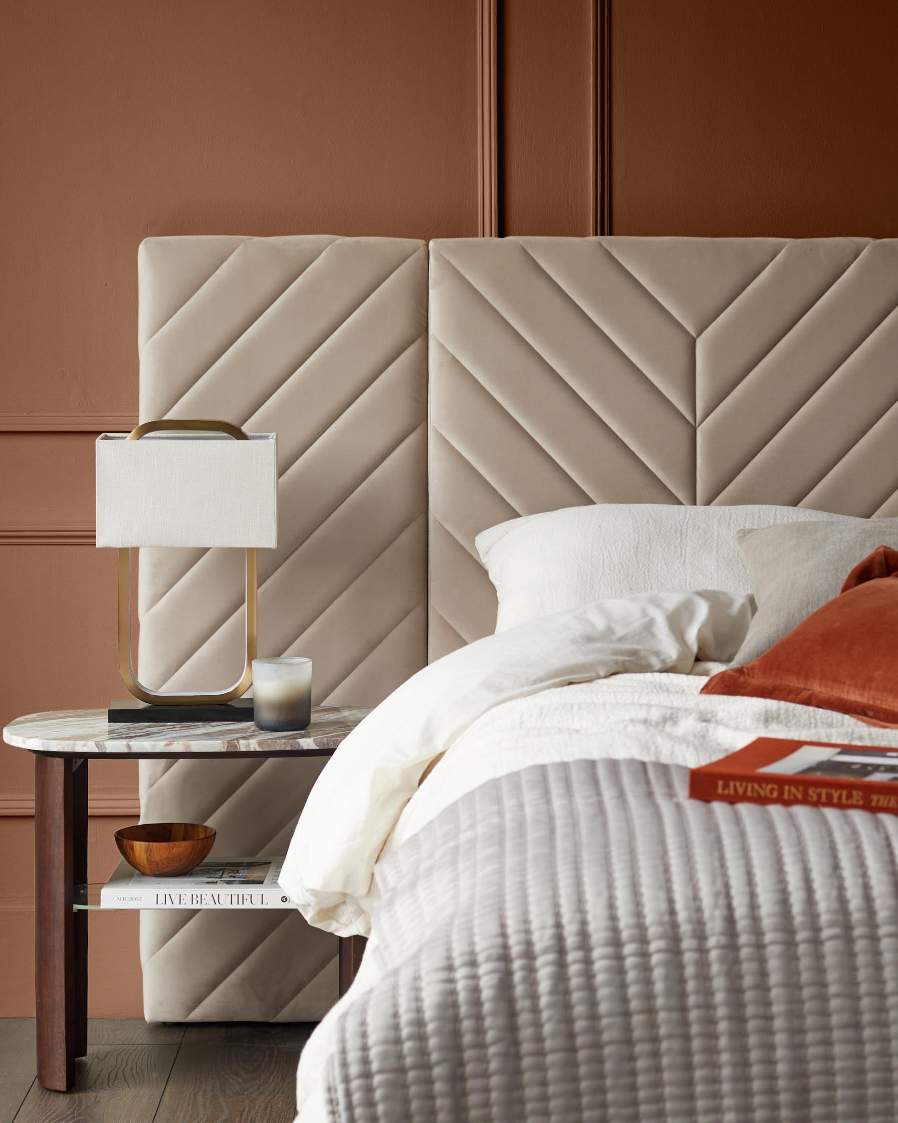 Lit coffre Octavia Luxe en velours champagne, format king size