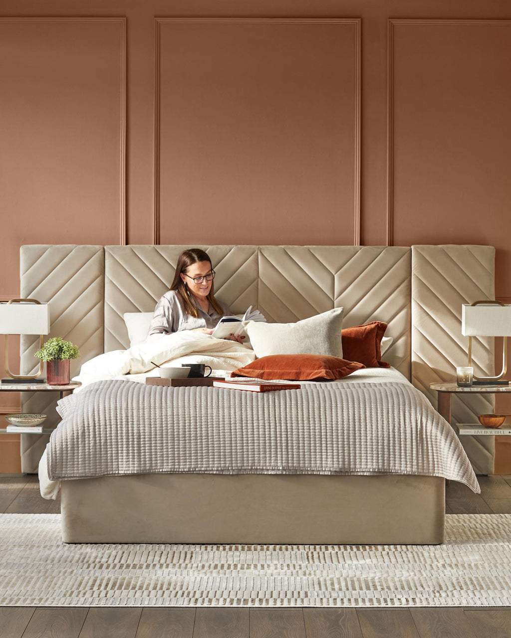 Lit coffre Octavia Luxe en velours champagne, format king size