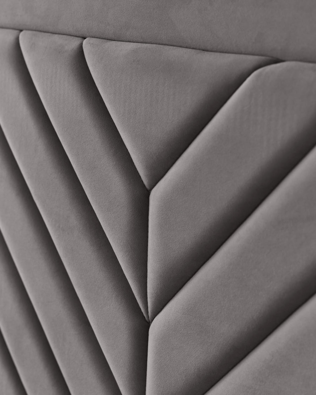 Lit coffre Octavia en velours gris, format super king size