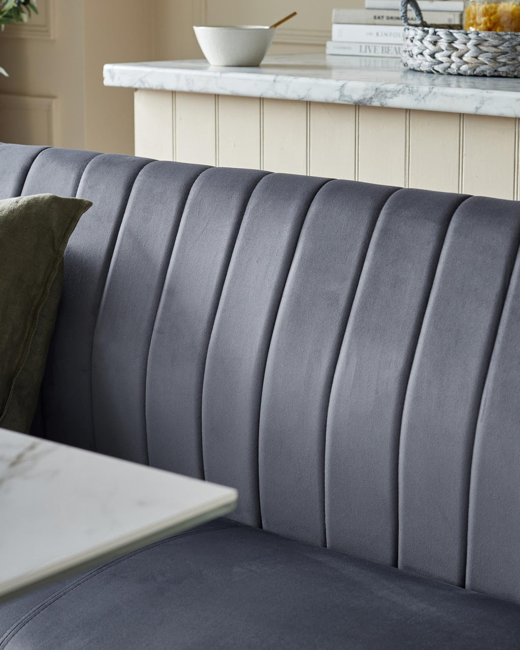Banc d'angle Ophelia 5 places en velours gris foncé