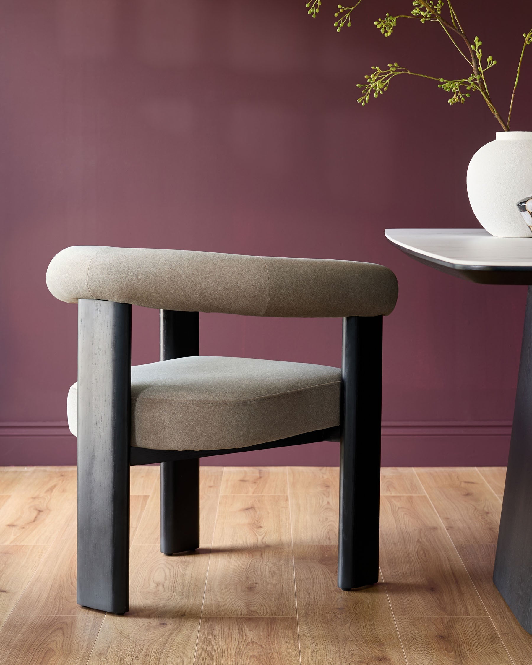 Chaise de salle à manger Orion en tissu moka