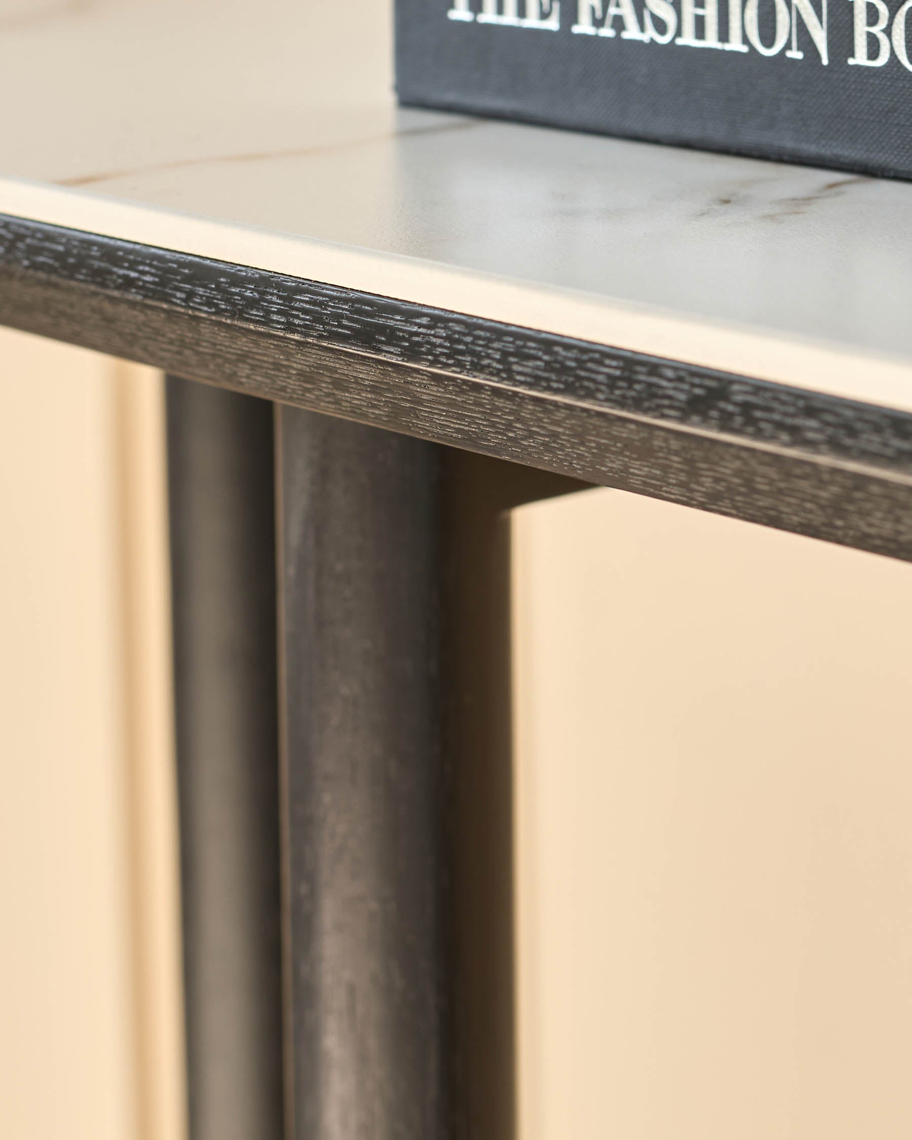 Table console en céramique naturelle Orlan