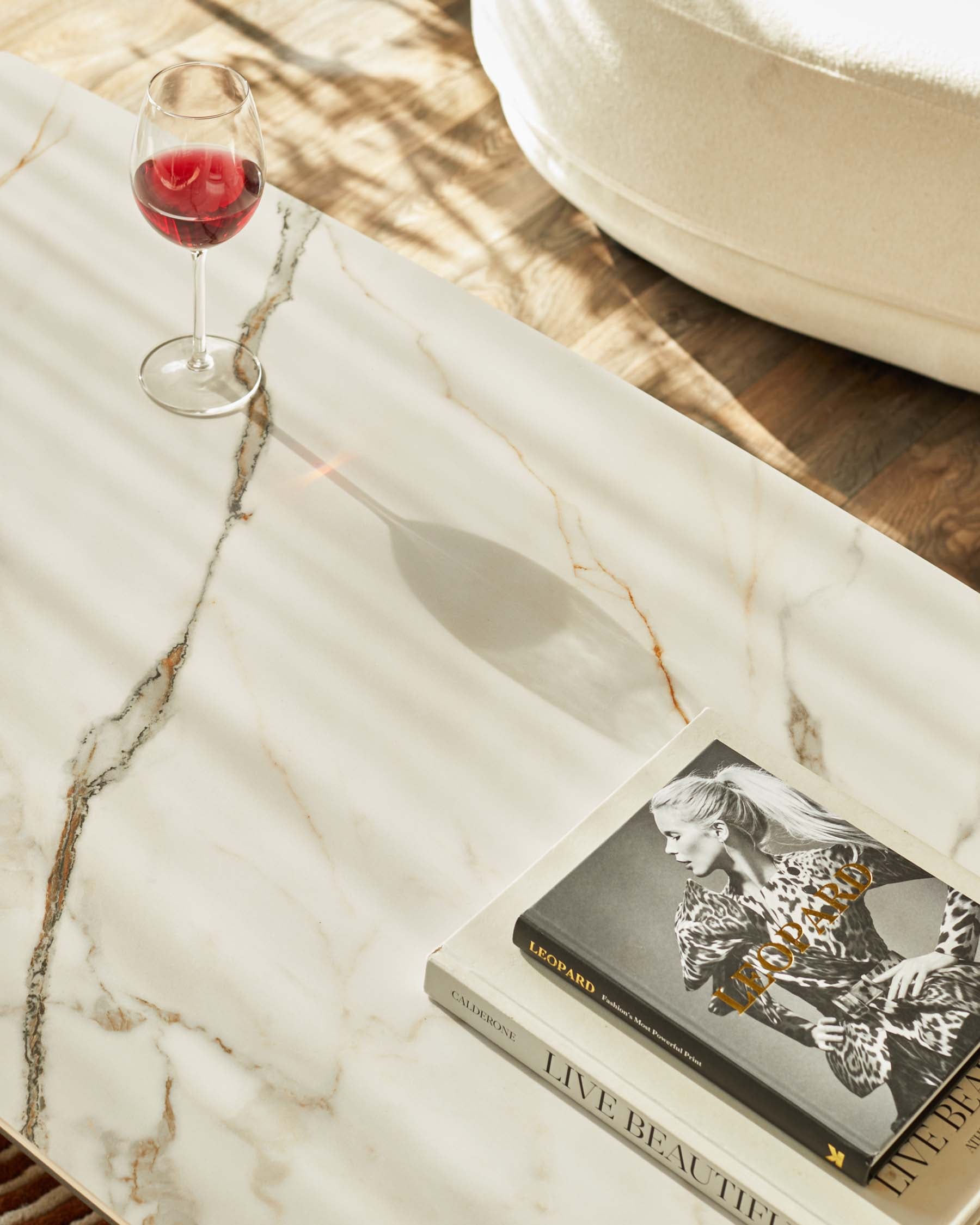 Table basse en céramique naturelle Orlan