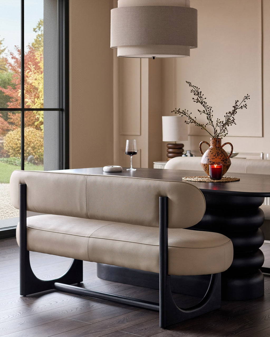 Banquette de salle à manger 3 places Orlan en similicuir naturel avec dossier