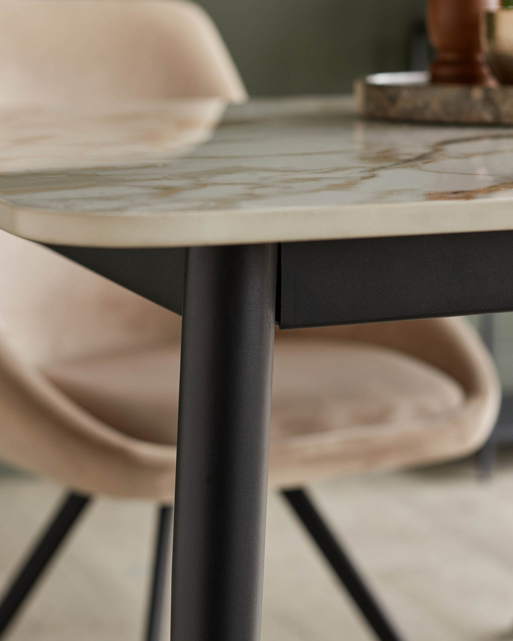 Ensemble table Oslo en céramique naturelle 6 places et 6 chaises Cleo