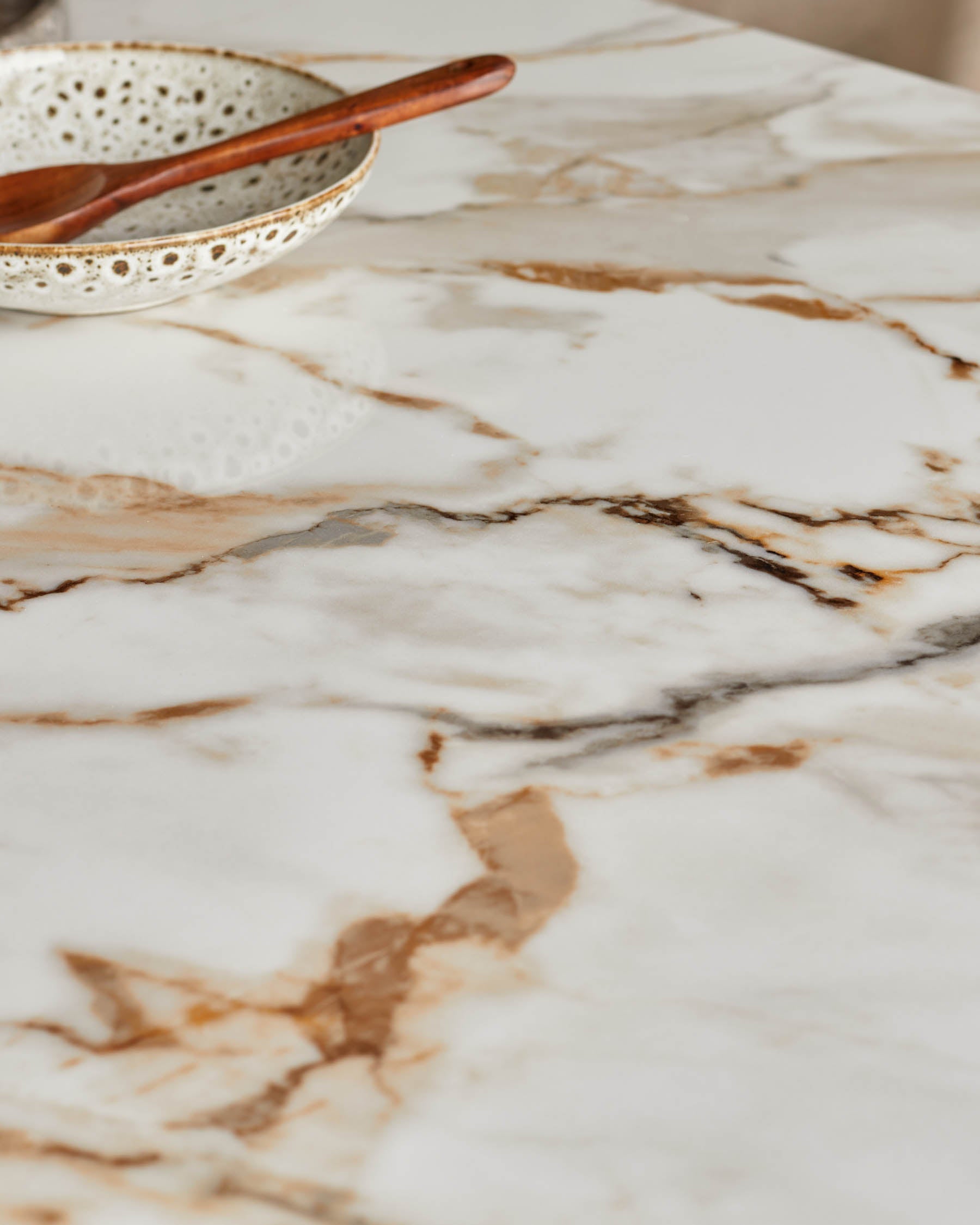 Ensemble table Oslo en céramique naturelle 6 places et 6 chaises Cleo