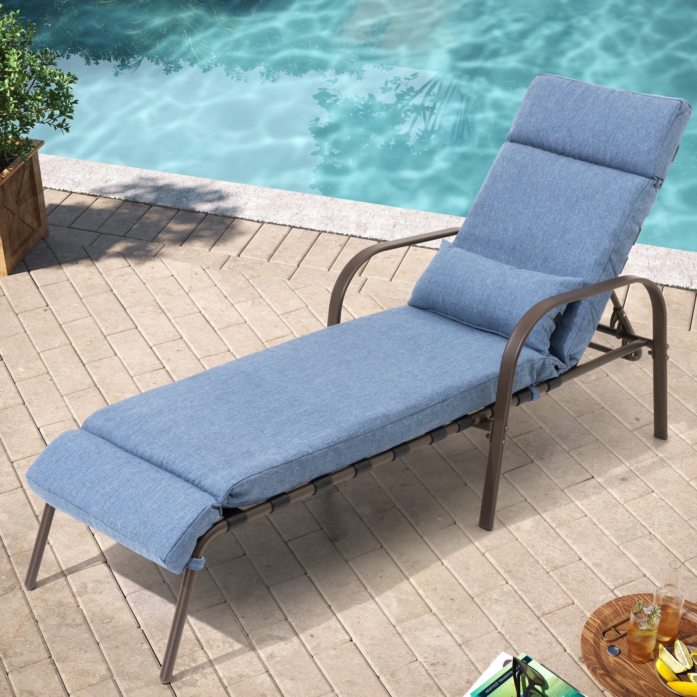 Chaise longue d'extérieur réglable avec coussin pour la plage et la piscine