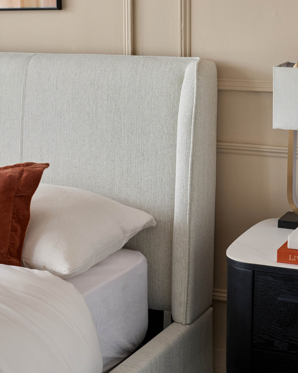 Lit double Paolo en tissu bicolore ivoire