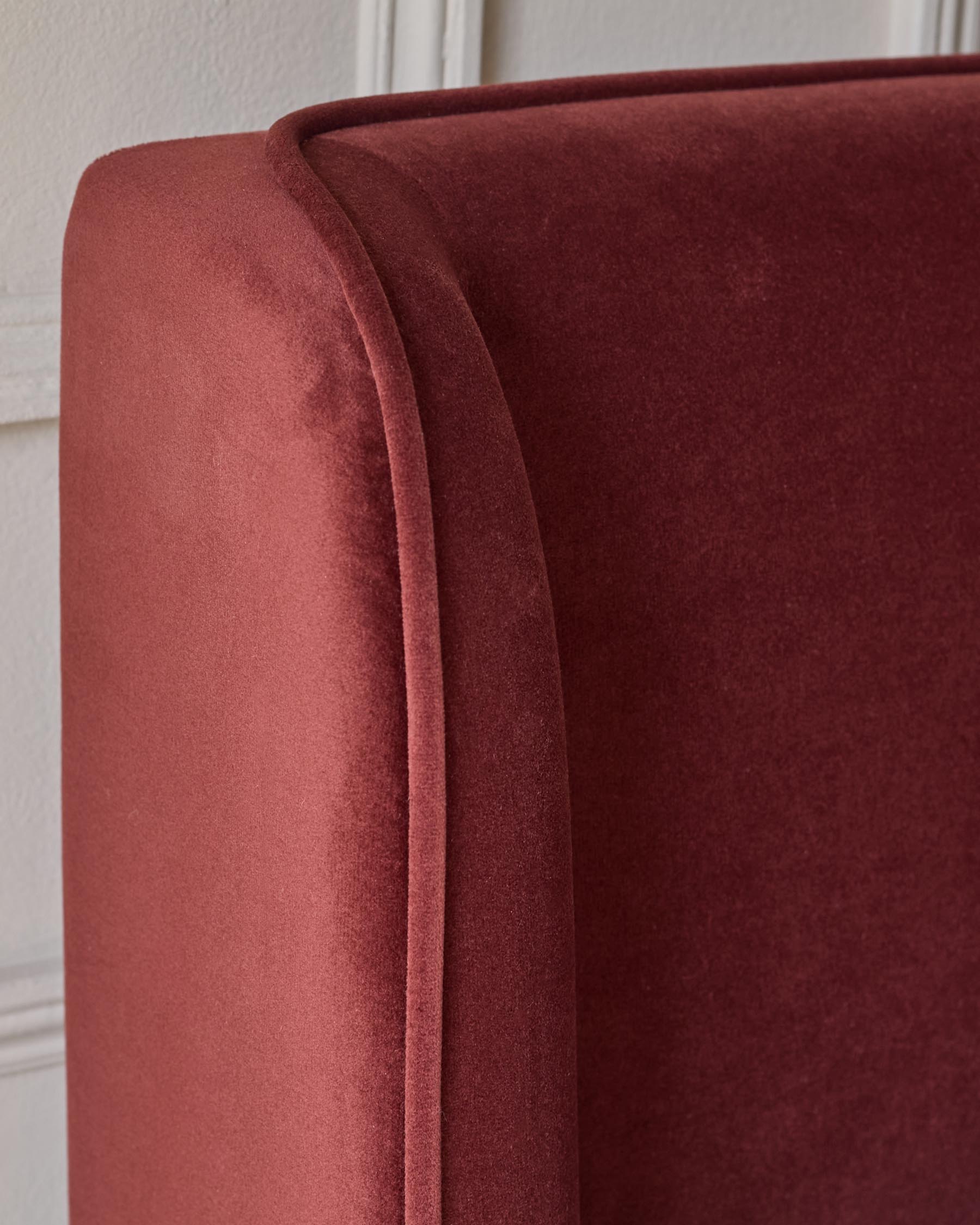 Lit super king en velours rouge caramel Paolo