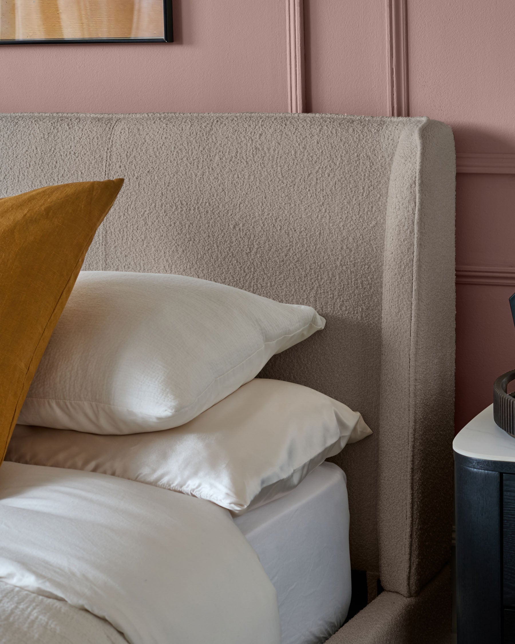 Lit Paolo en boucle douce naturelle King