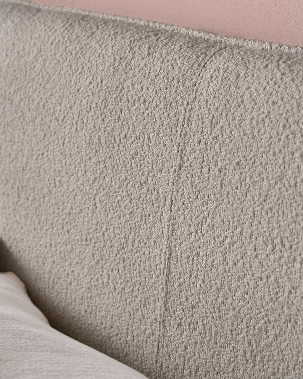 Lit Paolo en boucle douce naturelle King