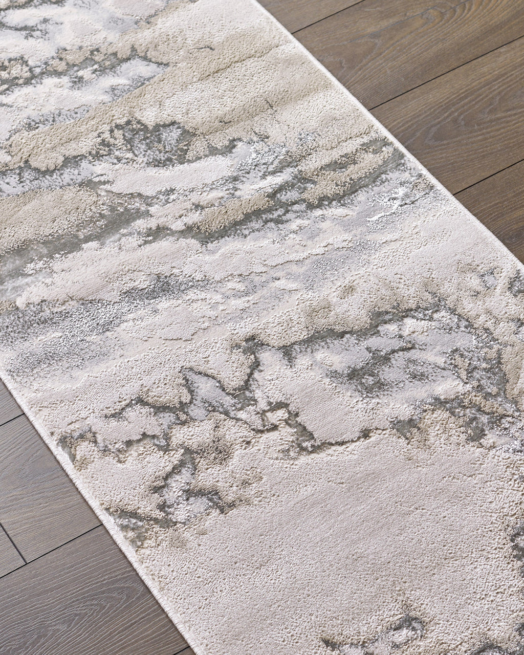 Tapis de couloir texturé argenté doux Perla