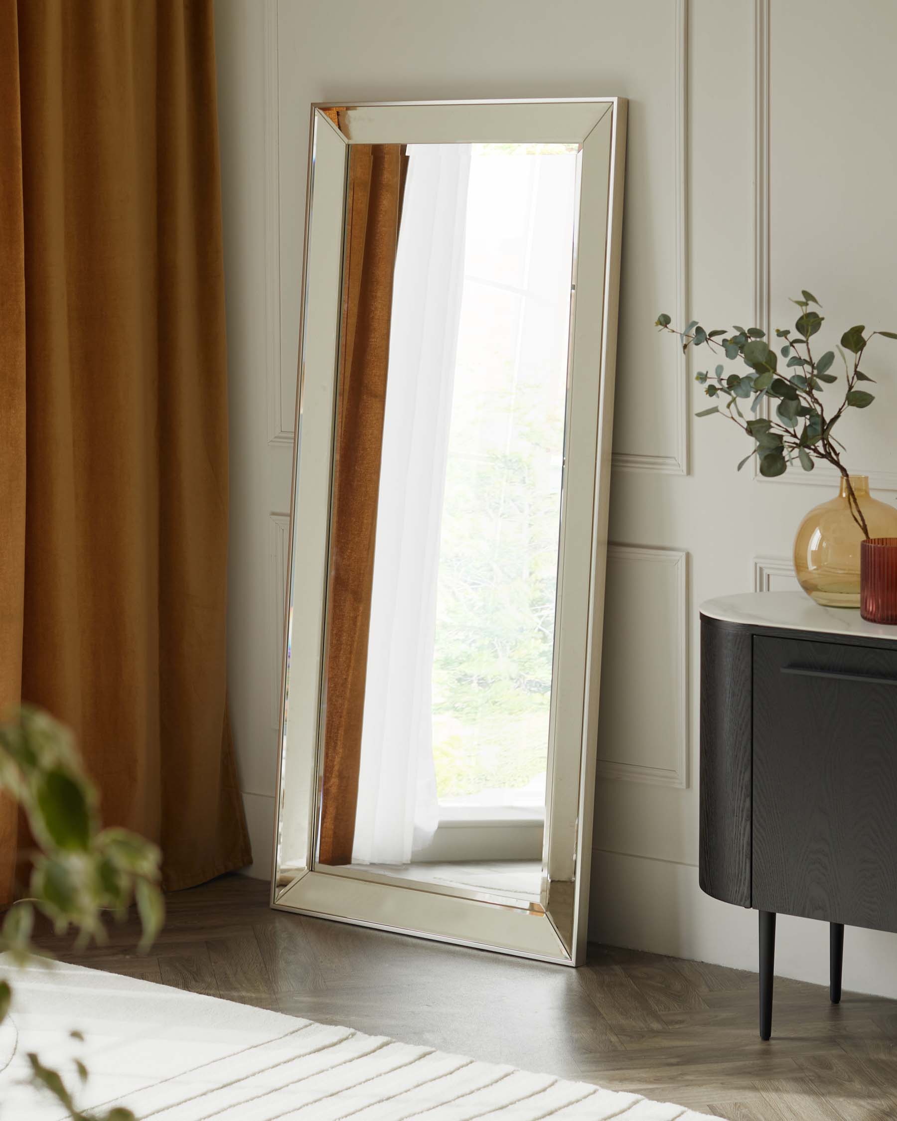 Miroir sur pied Regency, grand format, argent antique