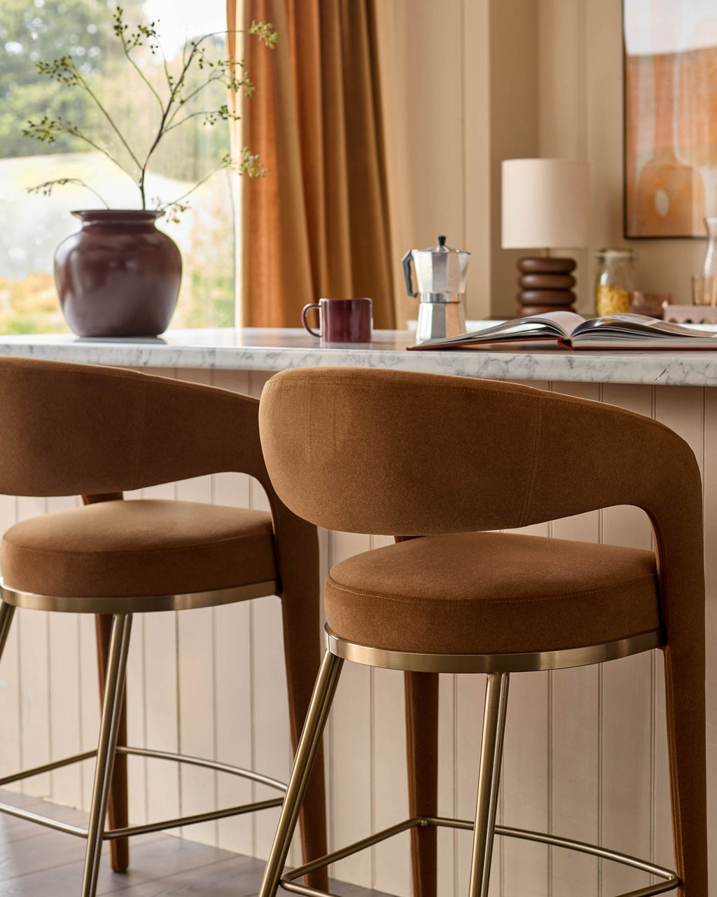 Tabouret de bar Rhett en tissu caramel