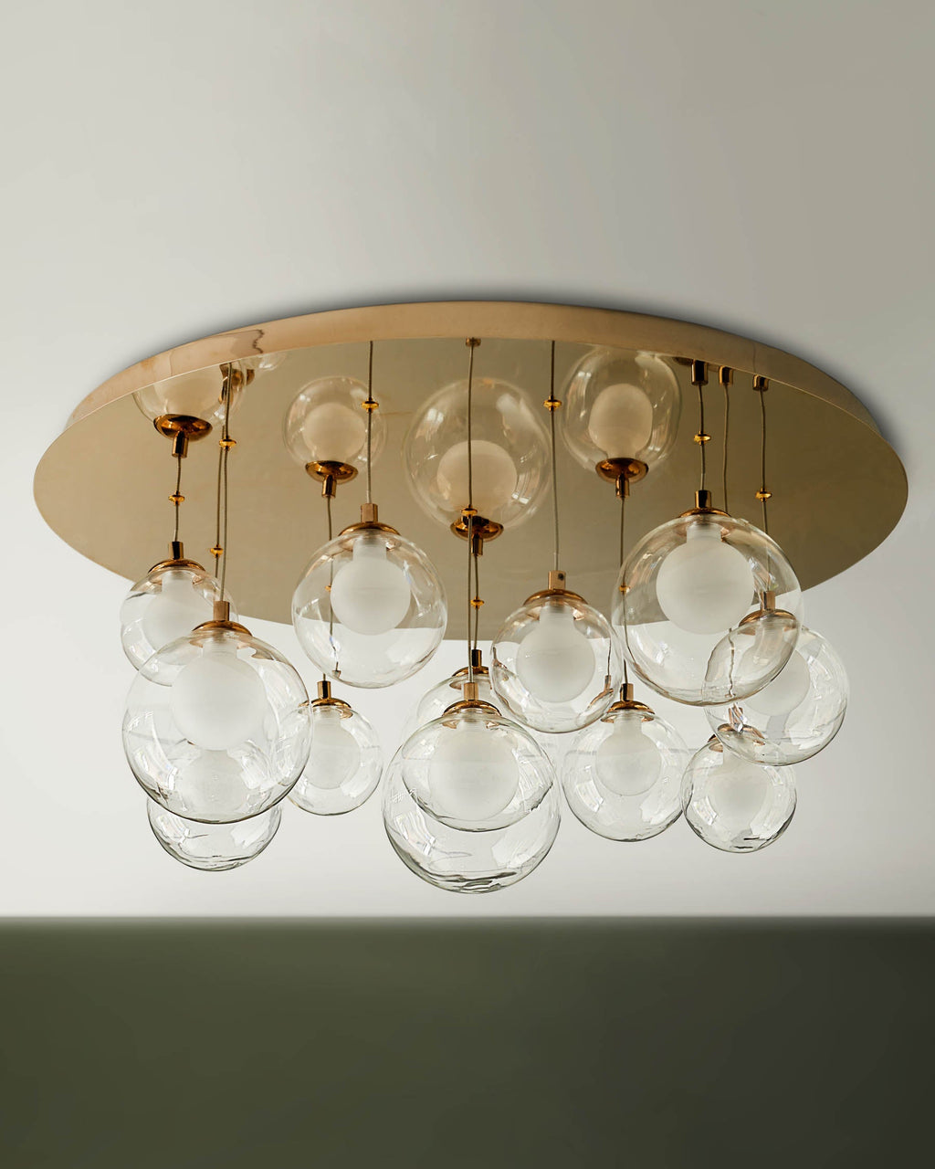 Suspension réglable Riley en verre transparent avec 12 LED