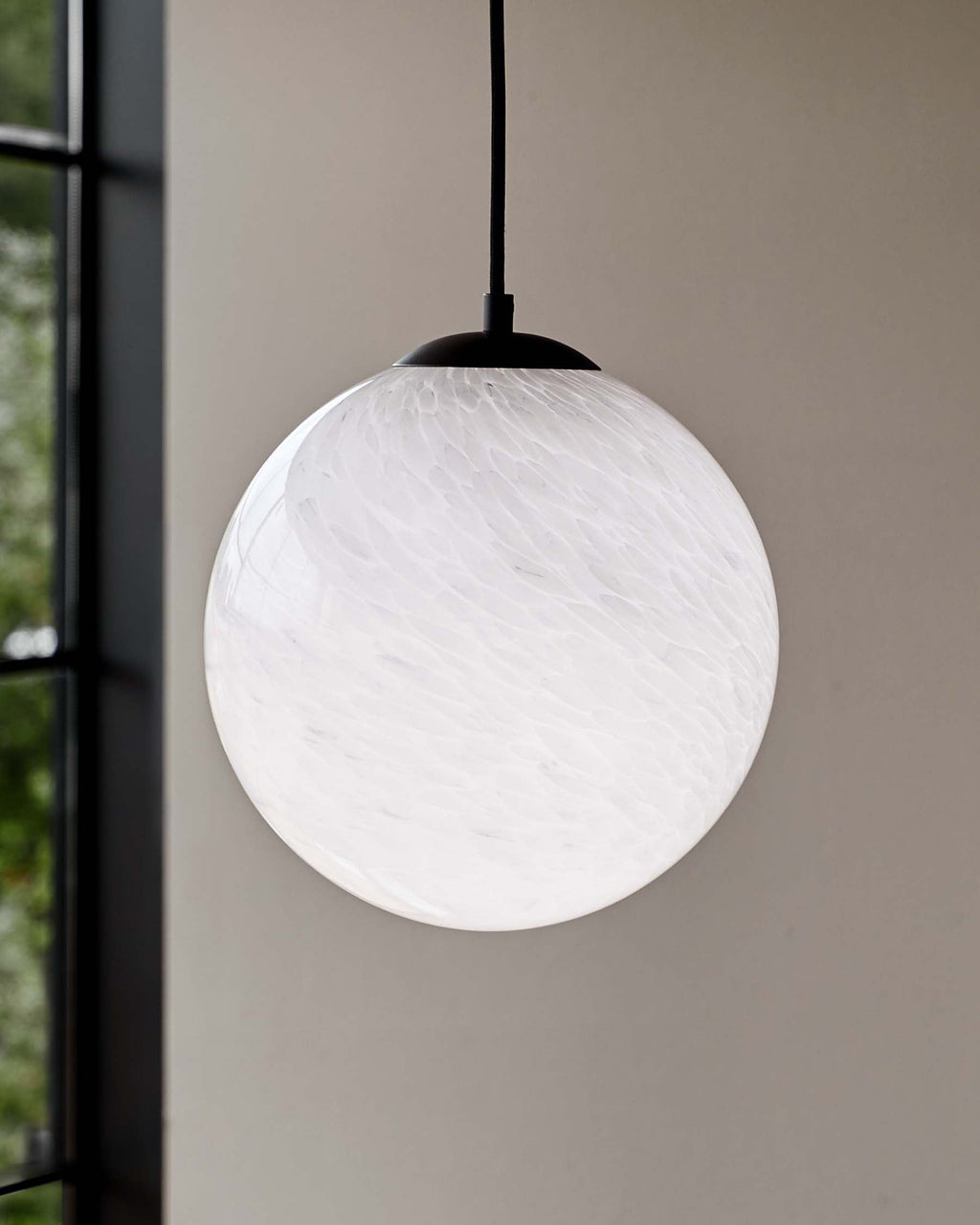Suspension simple en verre effet marbre Riley
