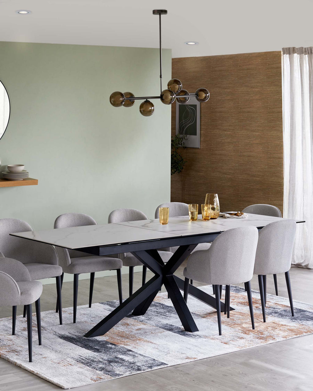 Ensemble table Riley en céramique blanche pour 8 à 10 personnes et 8 chaises de salle à manger Lani.