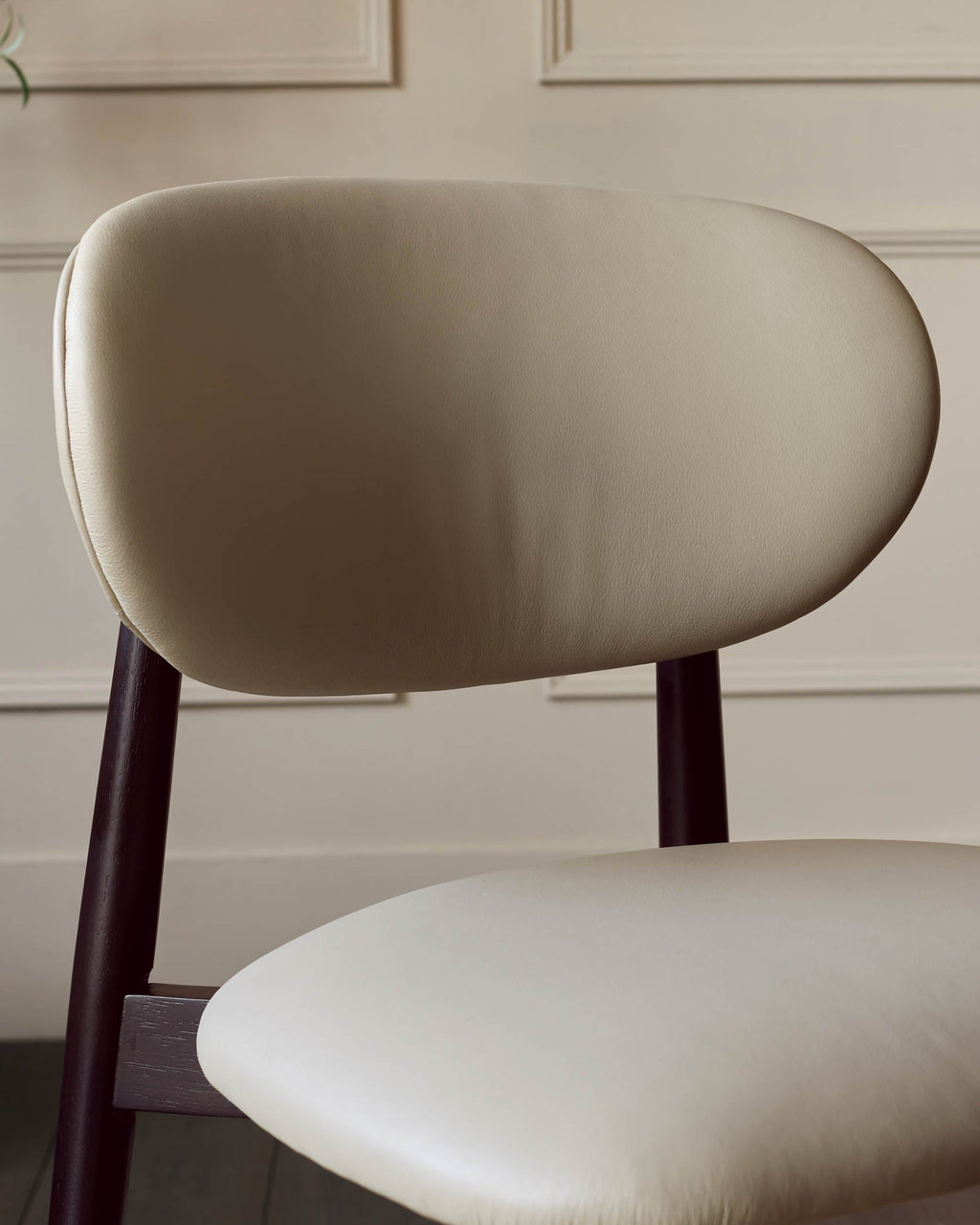 Chaise de salle à manger Ryann en cuir naturel