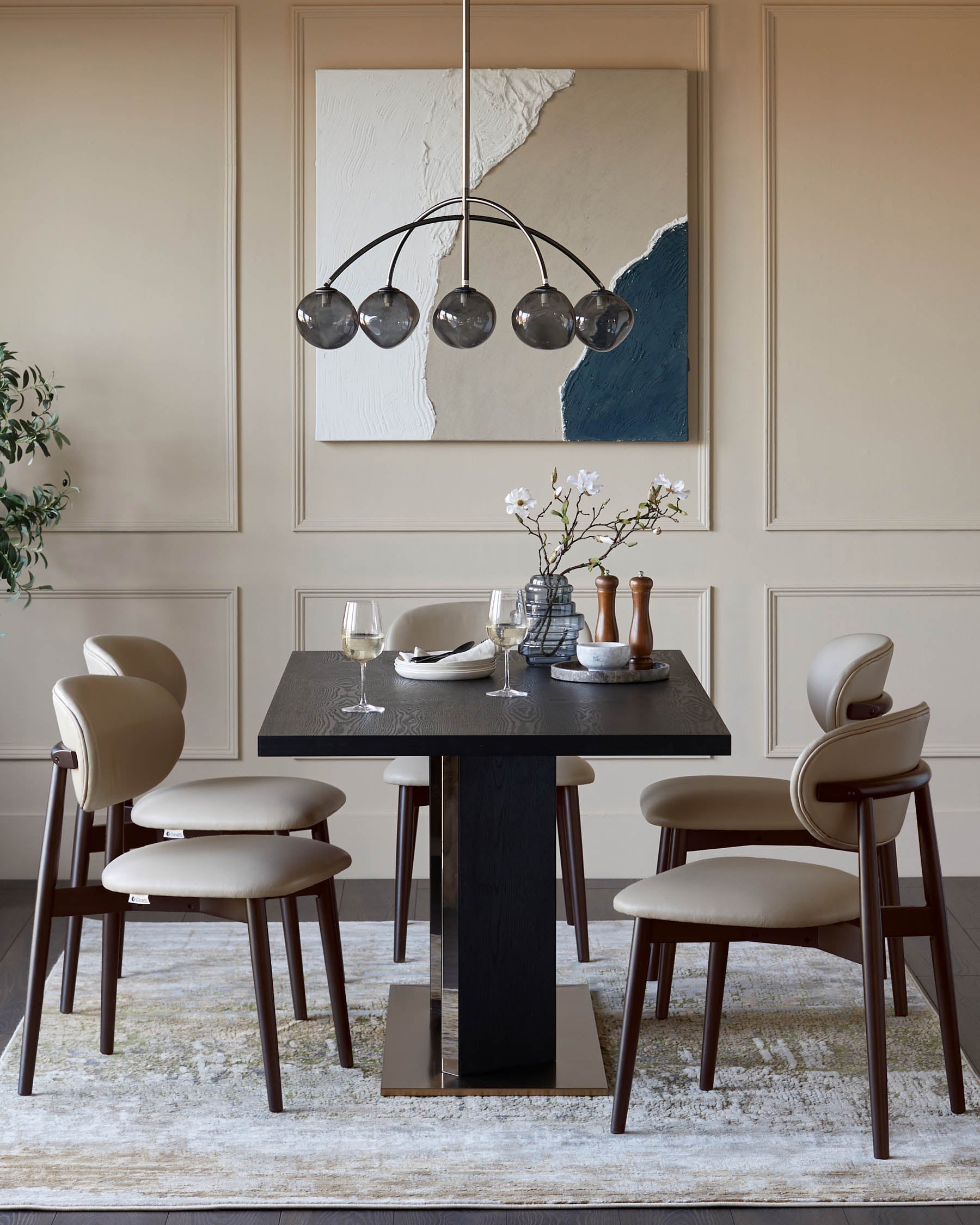 Chaise de salle à manger Ryann en cuir naturel