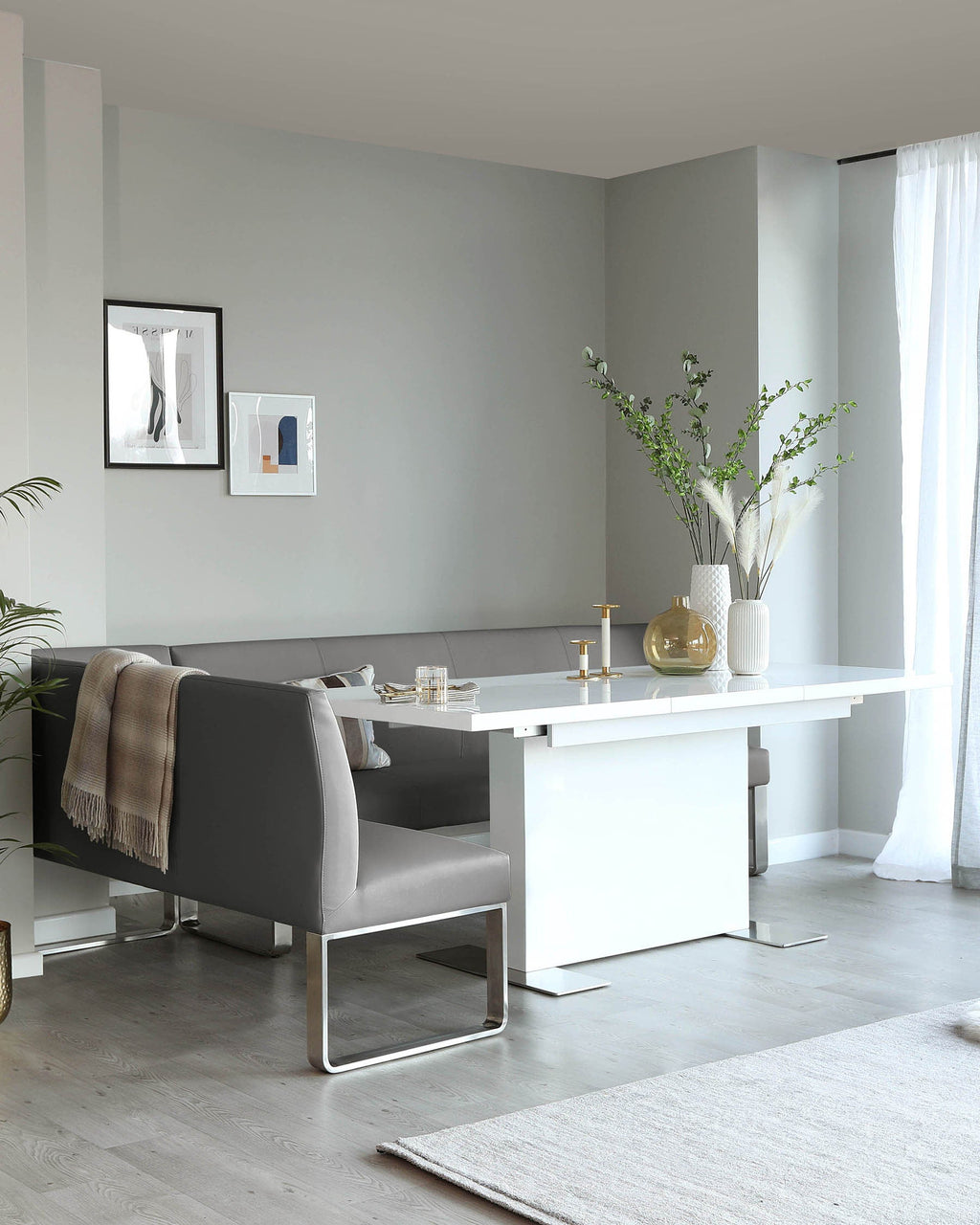 Banc de salle à manger d'angle droit Loop 7 places en similicuir gris et acier inoxydable